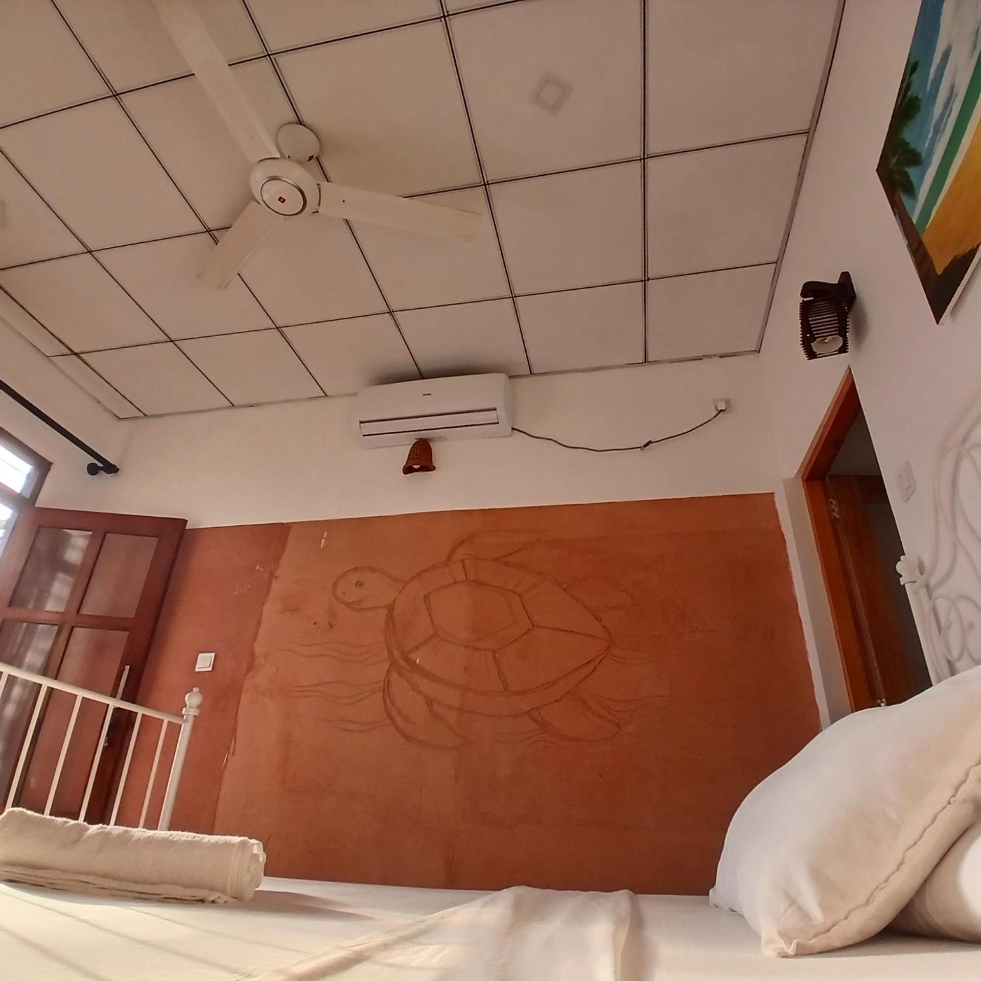 La-vira Guest house *